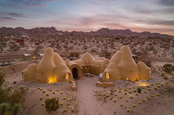 bo<em></em>nita domes joshua tree